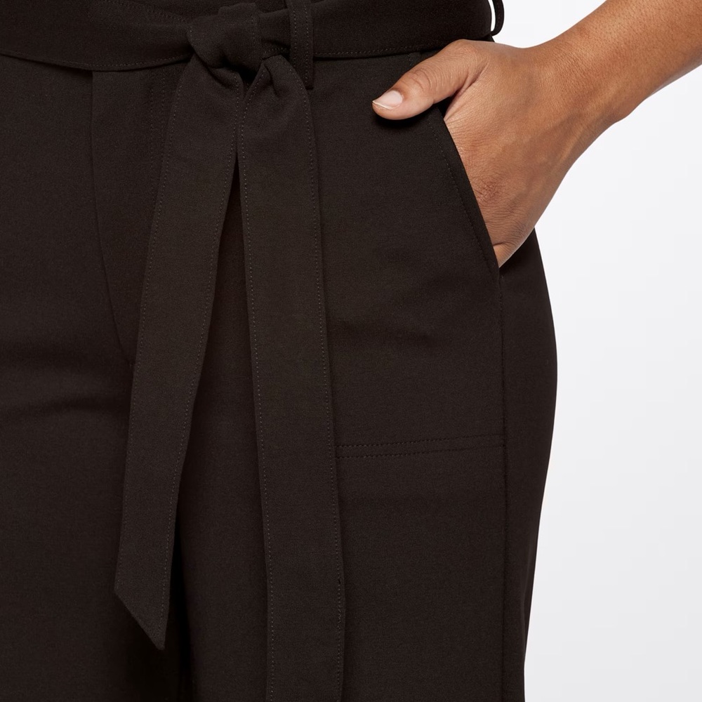 NWOT Black Kut From The Kloth Elastic Belted Back Pleated Wide Leg Pant- Size 6 - Picture 4 of 11